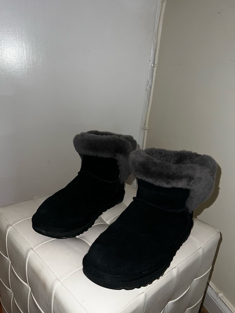 Womens UGGS Black Faux-Shearling Winter Boots